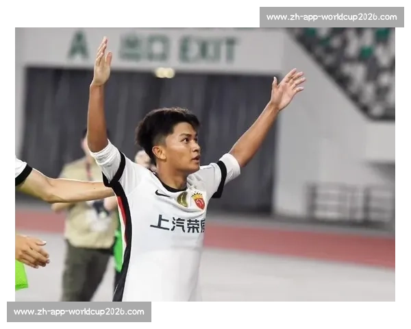 加布里埃尔力挺蒯纪闻：4 场造 4 球新星获顶级外援言传身教