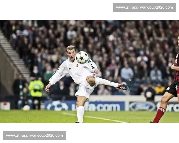 银河战舰传奇三人组：齐达内、贝克汉姆、卡洛斯的天外飞仙时刻