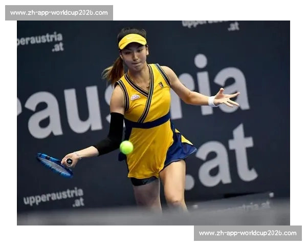 郑钦文三连胜横扫世界第一！王欣瑜草地爆发，中国德比悬念升级