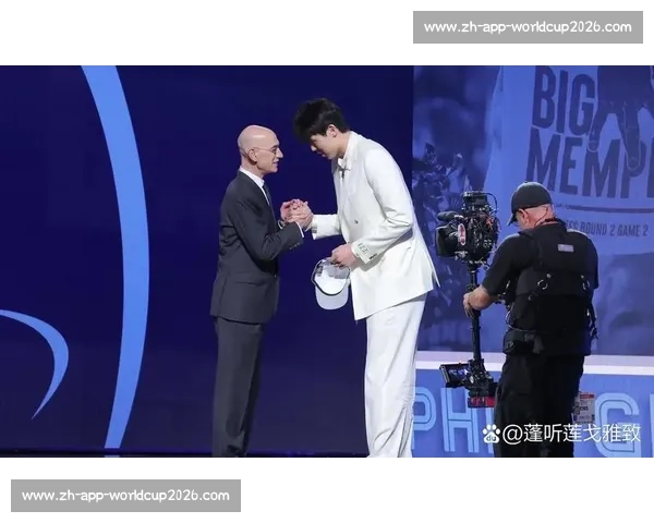 试训打爆 8 号秀杰明!比卢普斯盛赞杨瀚森:ESPN 看好未来全明星 试训打爆 8 号秀杰明!比卢普斯盛赞杨瀚森:ESPN 看好未来全明星